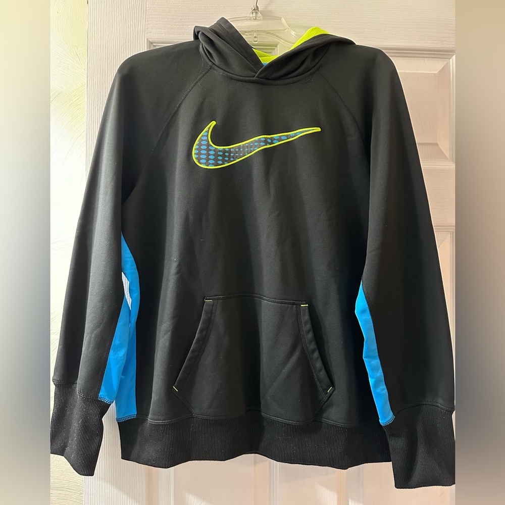 Nike Hooded Therma-Fit Sweatshirt